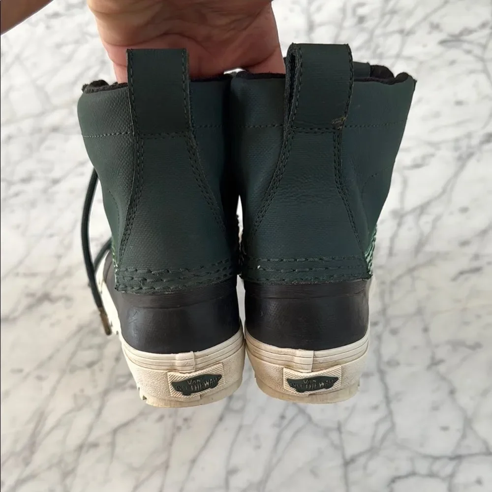 Vans Mens Standard Mid Snow Mte Green Snow Rainboots Size 6